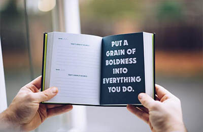 析馬知遙詩詞的審美辯論法論