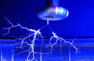 八年級(jí)物理論文